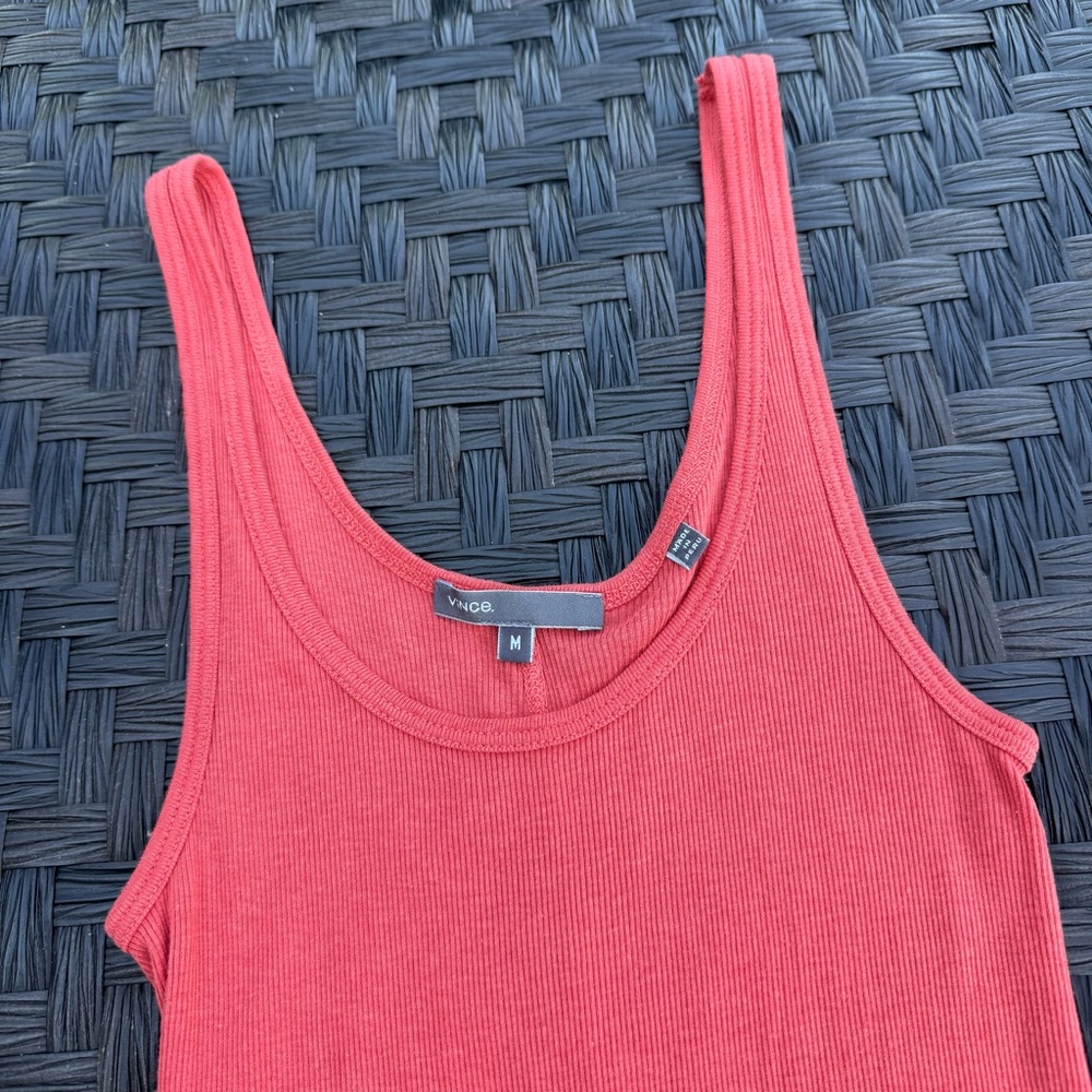 Vince Ribbed Scoop Neck Tank Top Coral